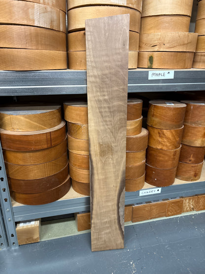 European Walnut EW03 — 760x120x16mm