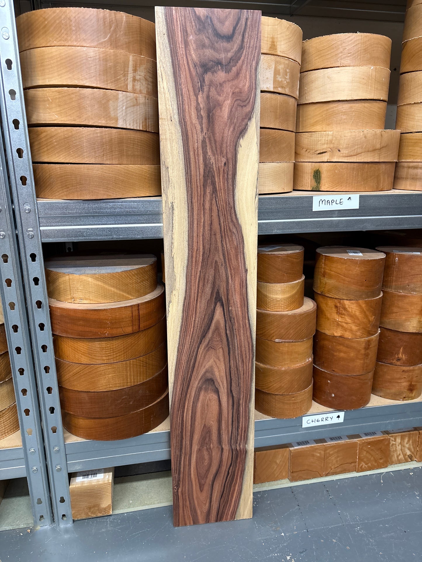 Bolivian Rosewood BR01 — 895x160x20mm