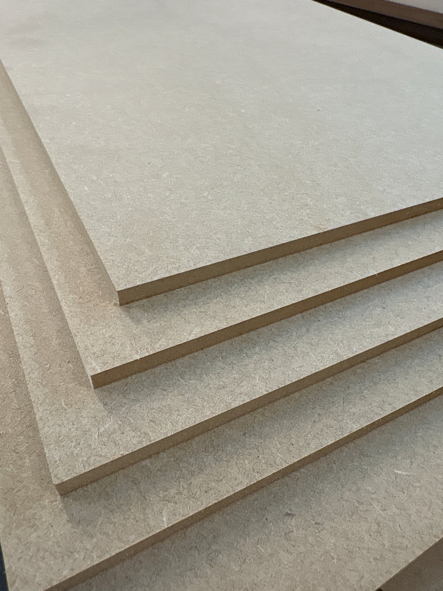 6mm Medite Premier MDF Sheet – 400 x 300mm – EN622-5 E1 Low Formaldehyde