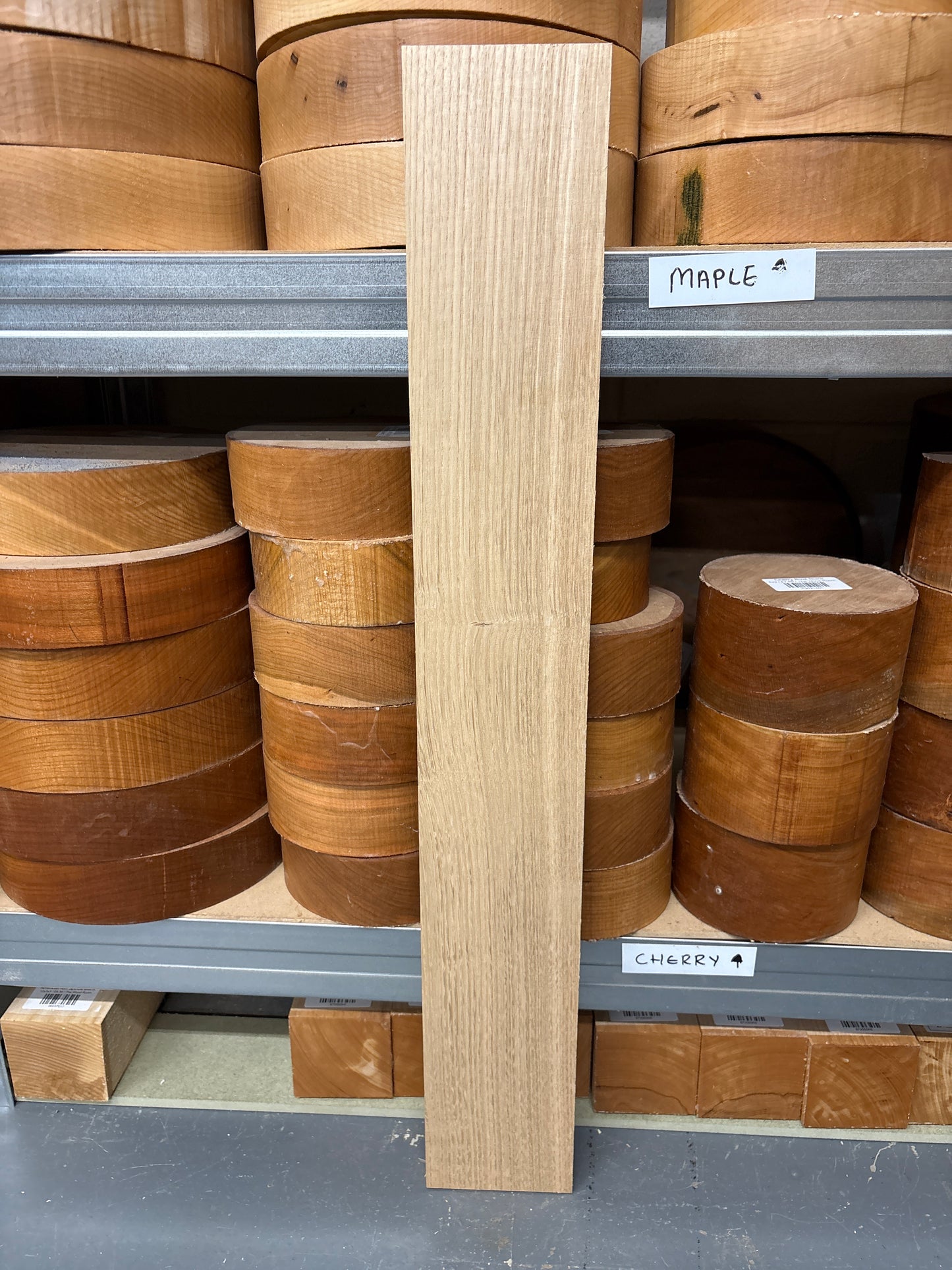 Sweet Chestnut CHE05 — 710x100x20mm