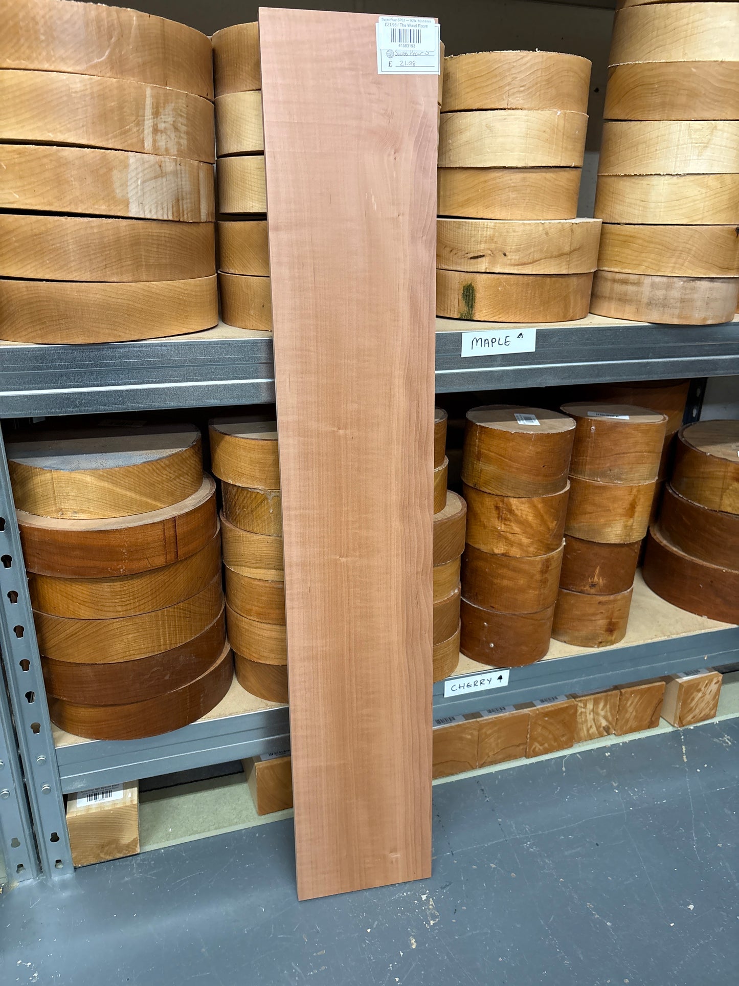 Swiss Pear SP03 — 900x160x18mm