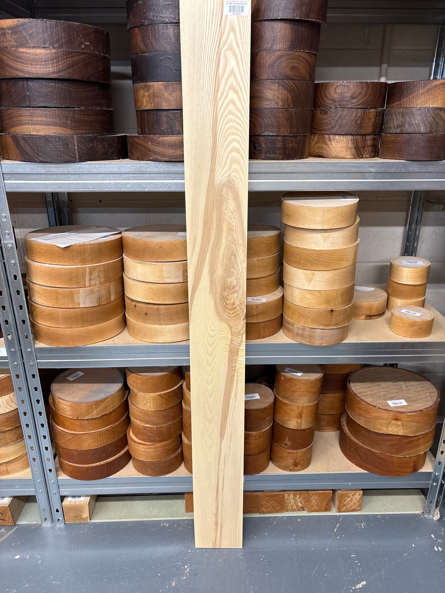 American Ash AASH05 — 1385x140x19mm