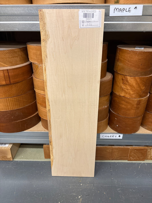 American Maple MC01 — 610x180x22mm (Cabinet Grade)