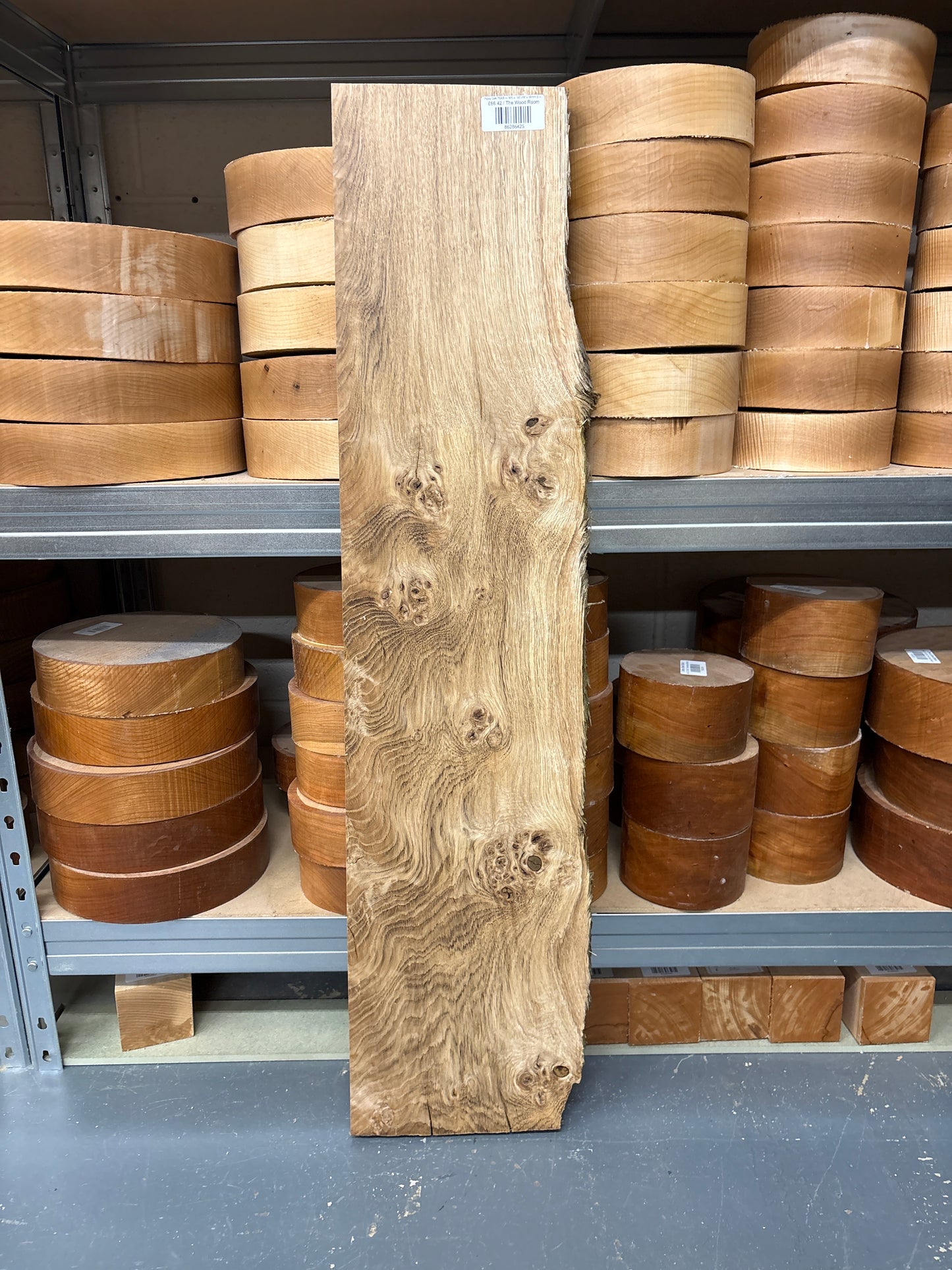 Pippy Oak PO05 — 920 x 185/255 x 35mm (Live Edge)
