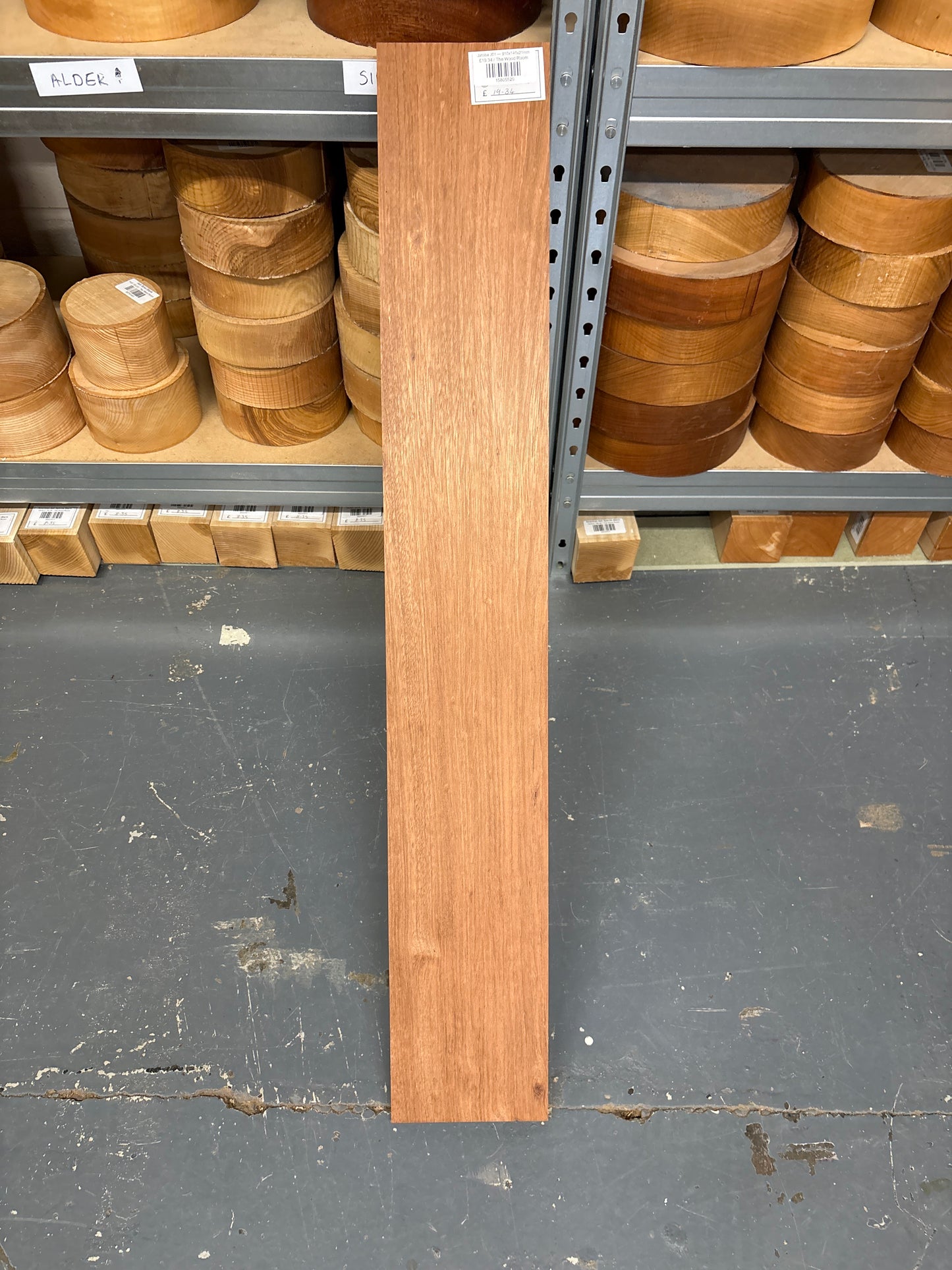 Jatoba J01 — 910x140x21mm