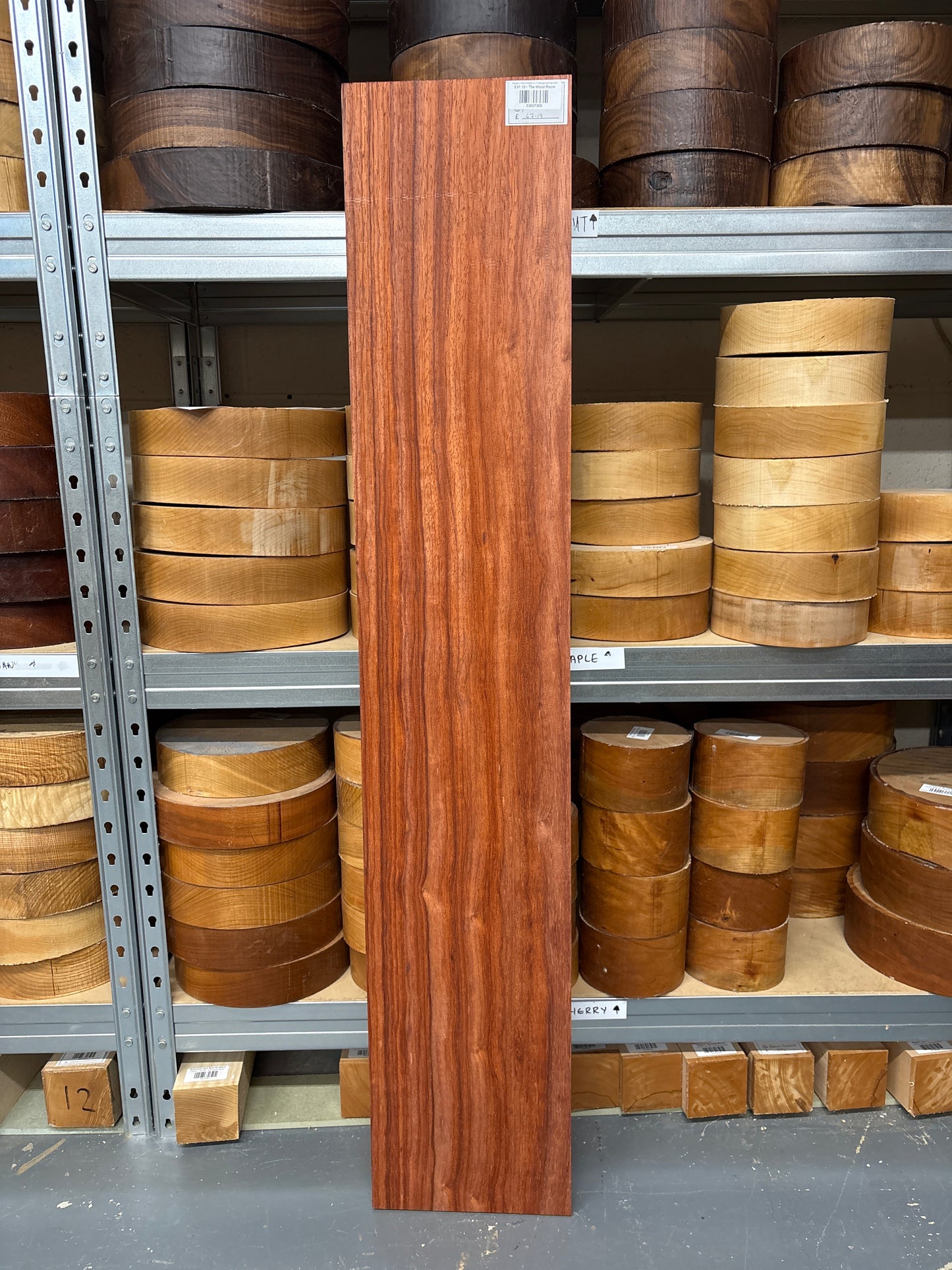 Padauk Plank PAD02 — 1190x220x24mm PAR