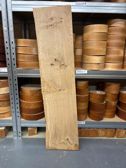 English Oak ENO01 — 1040 x 240avg x 34mm (Live Edge)