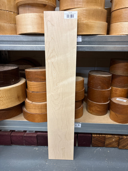 Maple MAPP33 — 705×132×22mm Planed Faces