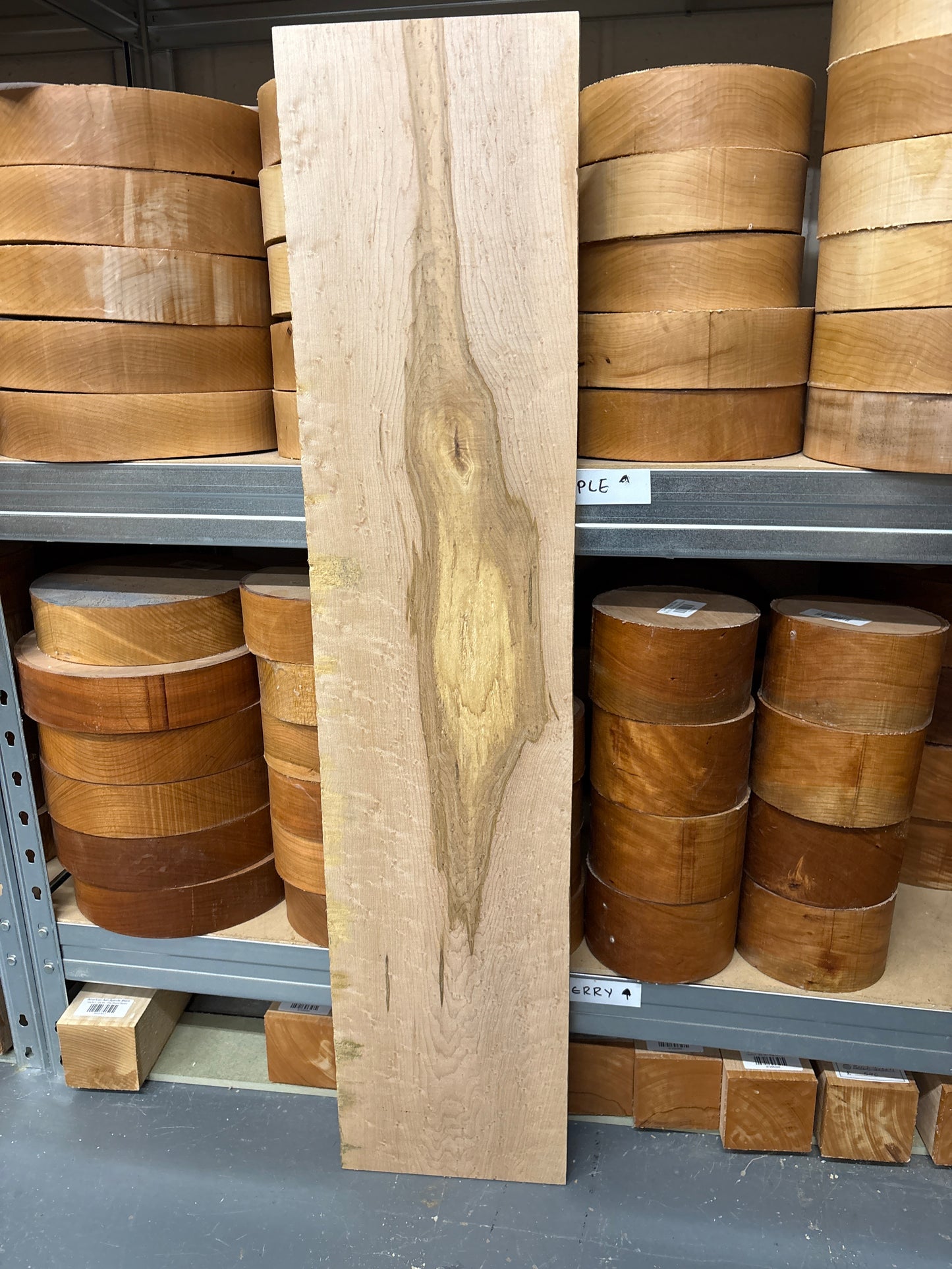Birdseye Maple BM01 — 900x200x24mm