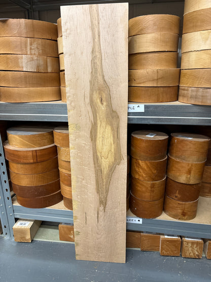 Birdseye Maple BM01 — 900x200x24mm
