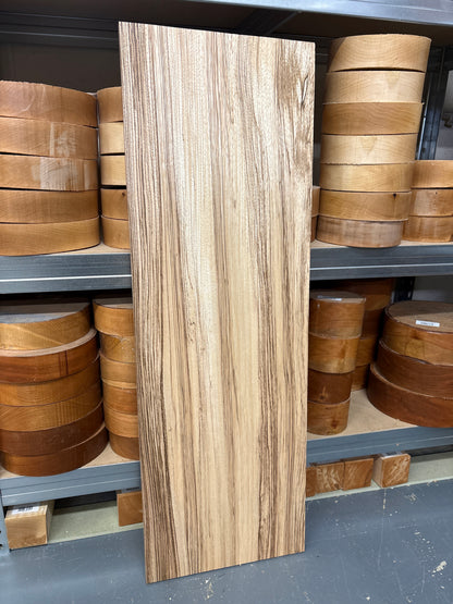 Zebrano ZEB01 — 785x285x54mm
