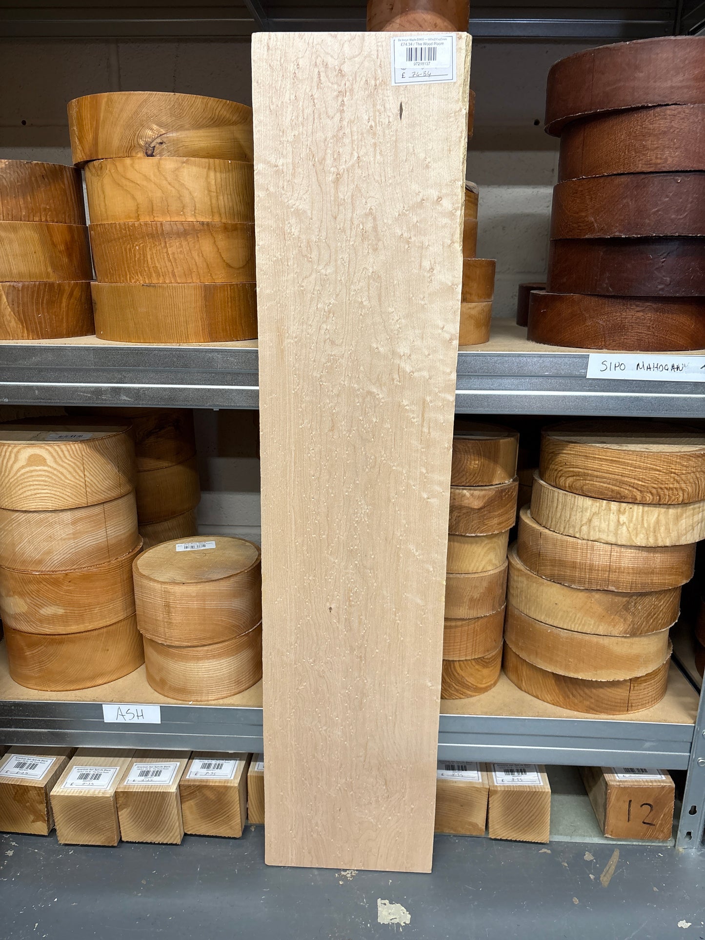 Birdseye Maple BM05 — 900x200x25mm