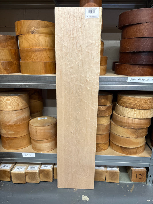 Birdseye Maple BM05 — 900x200x25mm