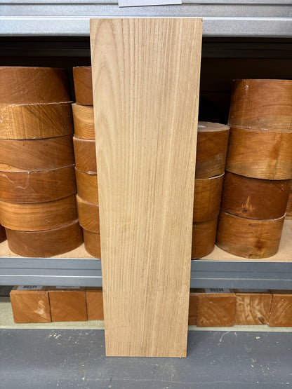 Sweet Chestnut CHE06 — 570x150x20mm