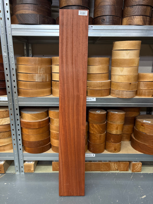Padauk PAD06 — 1150x168x50mm