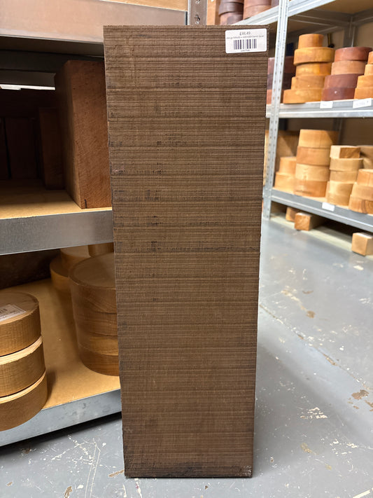 Wenge WEN03 — 635×200×54mm Sawn