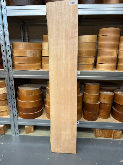 European Ash EASH03 — 1070x200avg x72mm (Live Edge)
