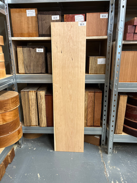 Cherry CH08 — 975 × 237 × 22mm Planed