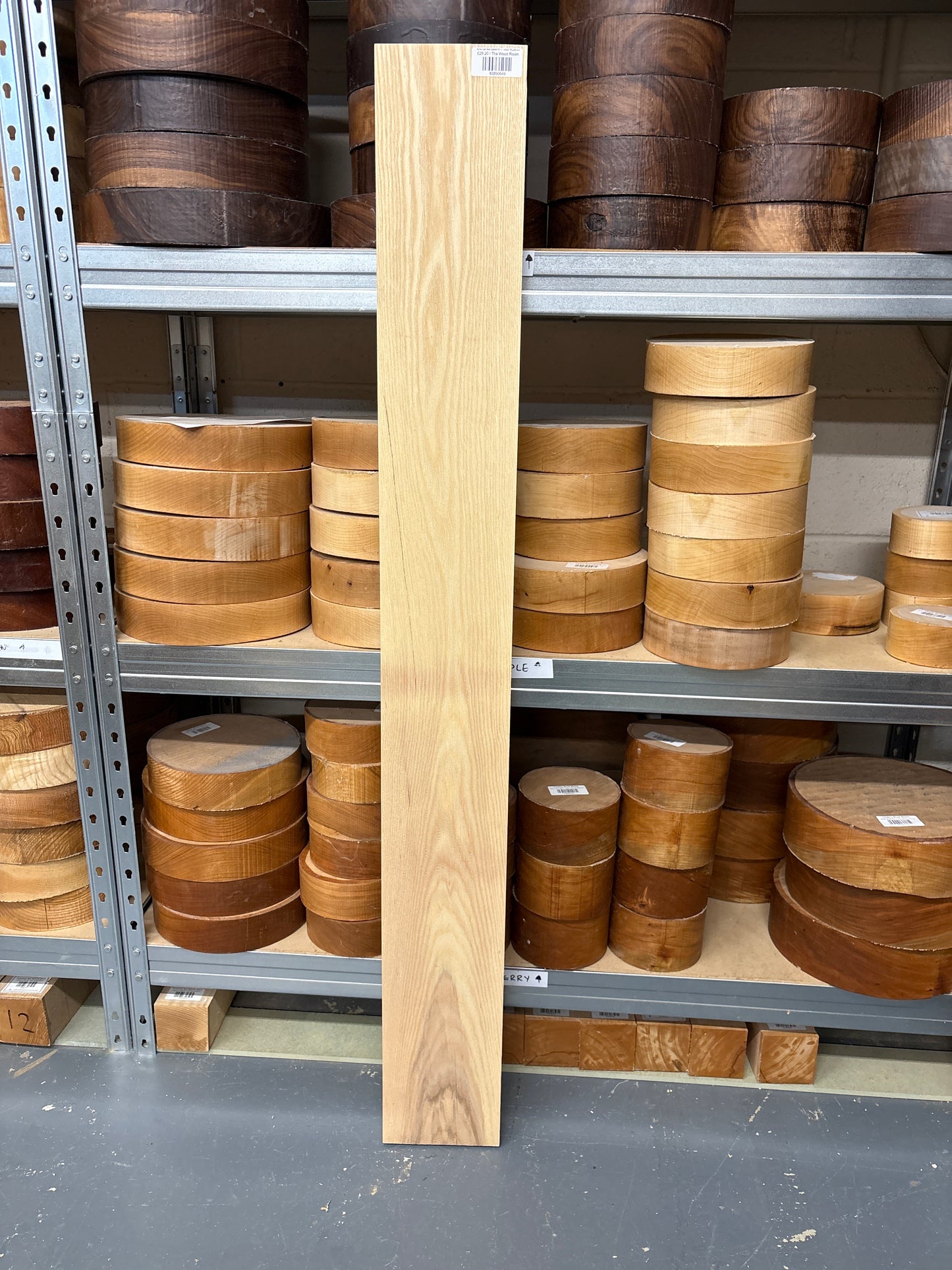 American Ash AASH15 — 1260x150x46mm