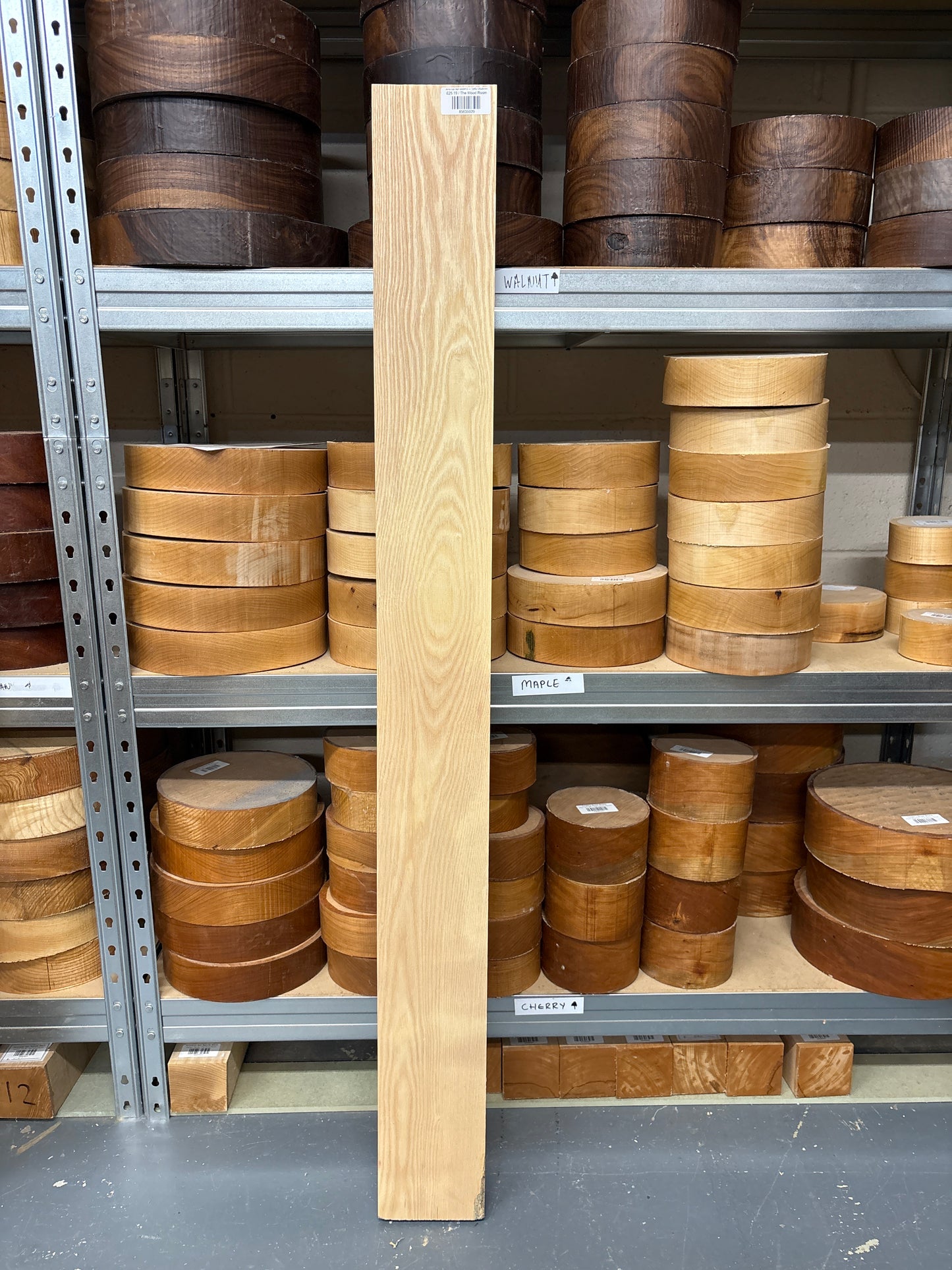 American Ash AASH16 — 1245x125x46mm