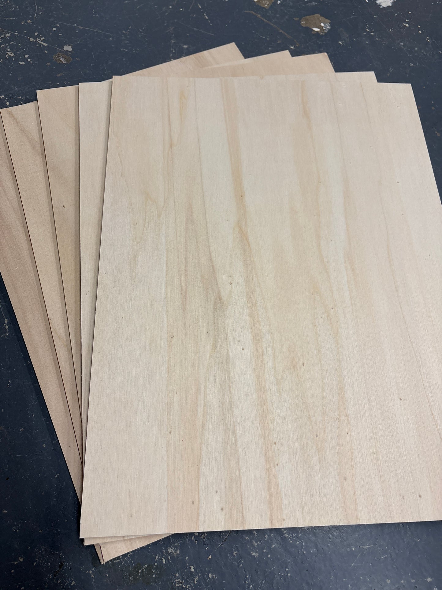 4mm Poplar Plywood Sheet – 400 x 300mm – B/BB Grade – Class 1 Glue