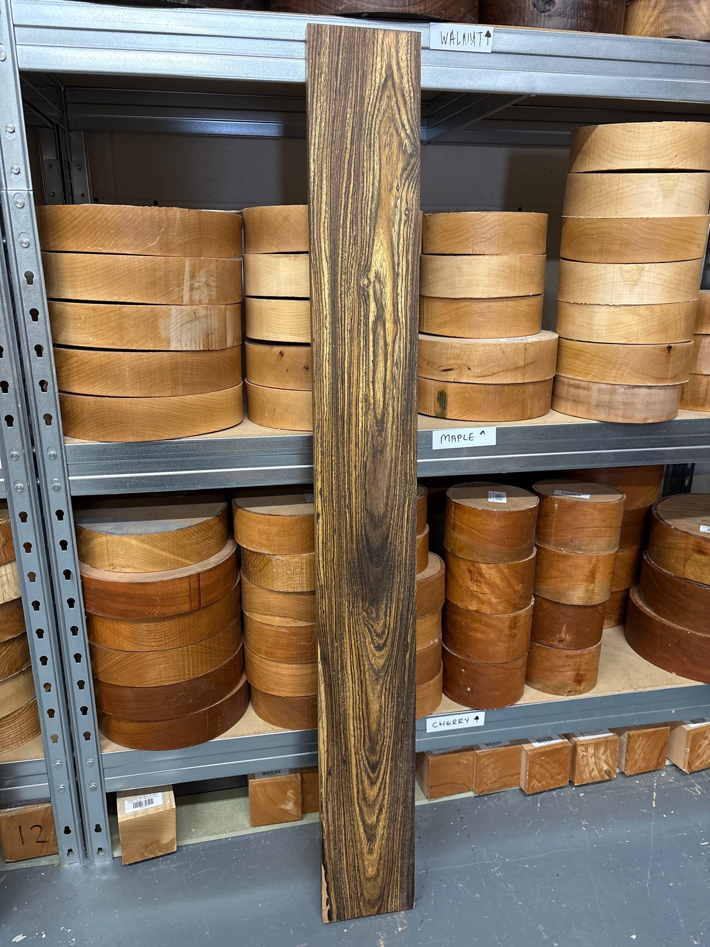 Bocote BC06 — 1075x125x21mm