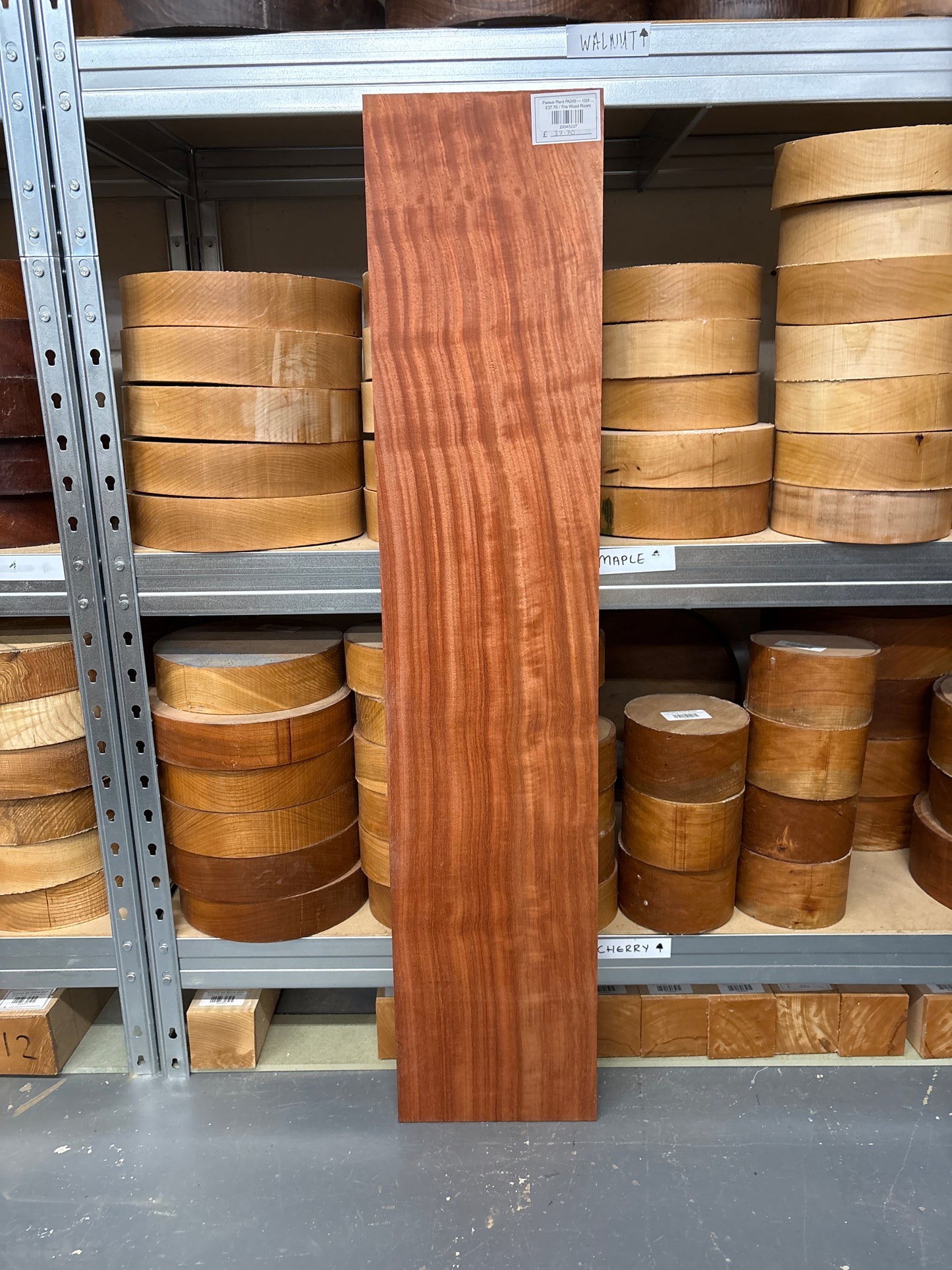Padauk Plank PAD09 — 1025 × 210 × 22mm