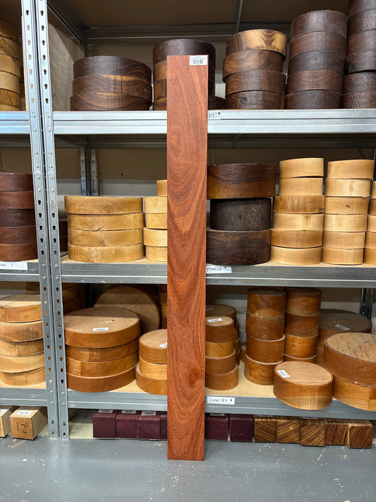 Padauk Plank PAD33 — 1230×118×20mm