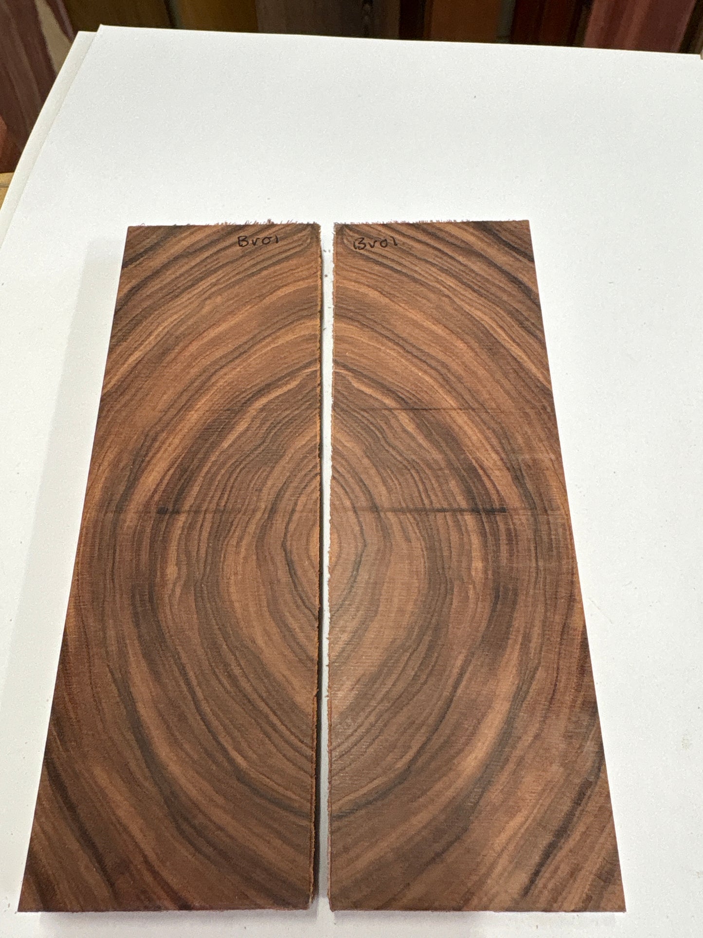 Bolivian Rosewood BV01 — Knife Scales | Bookmatched Pair | 160 × 52 × 11mm