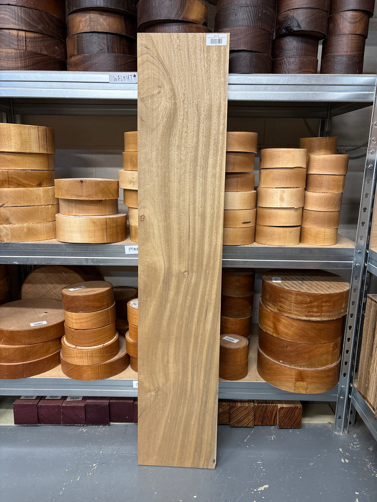 African Walnut AFW15 — 1160x222x22mm Planed Faces