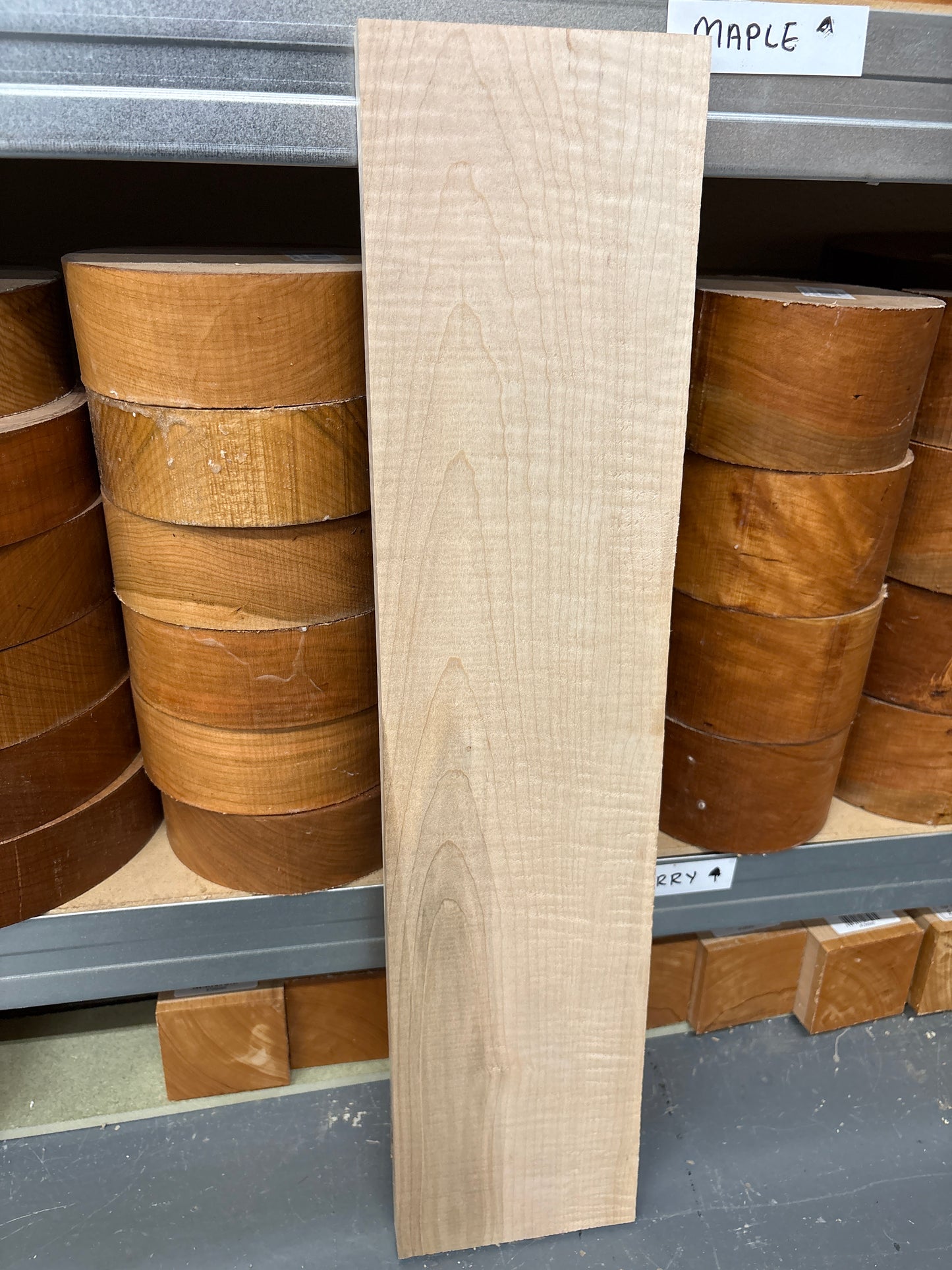 Ripple Maple RM02 — 605x140x24mm