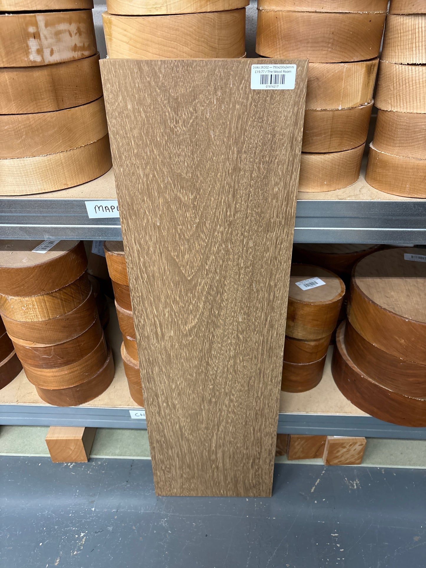 Iroko IRO02 — 790x230x24mm