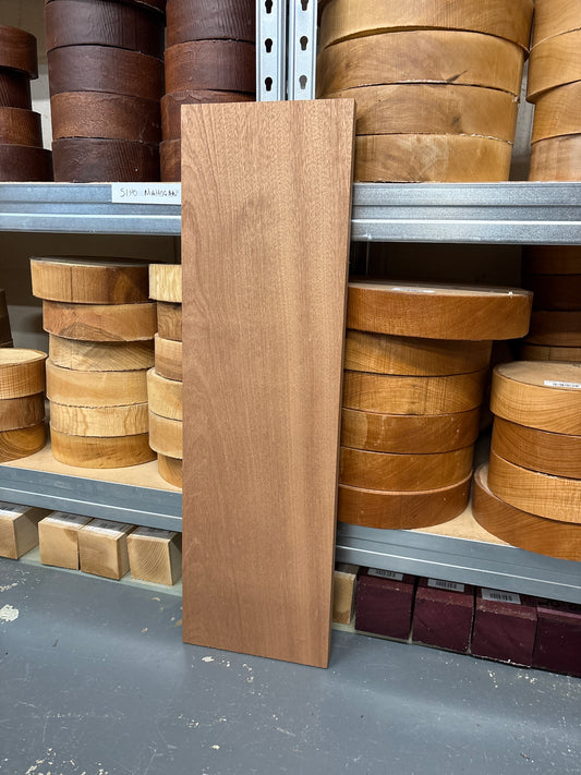 Sipo Mahogany SIP04 — 710×205×23mm