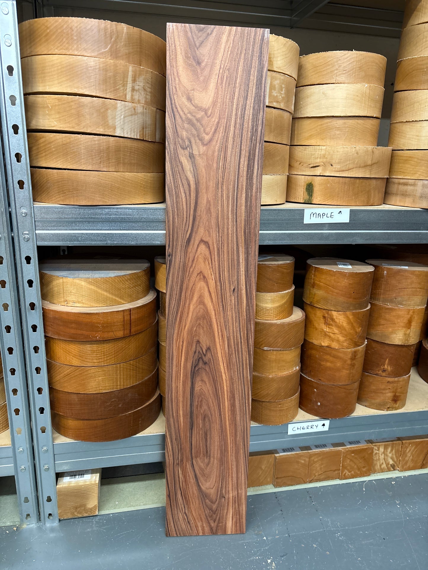 Bolivian Rosewood BR02 — 895x160x20mm