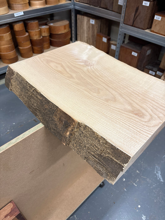 European Ash Chopping Board Blank CBB08 — 510x370x72mm (Double Live Edge)