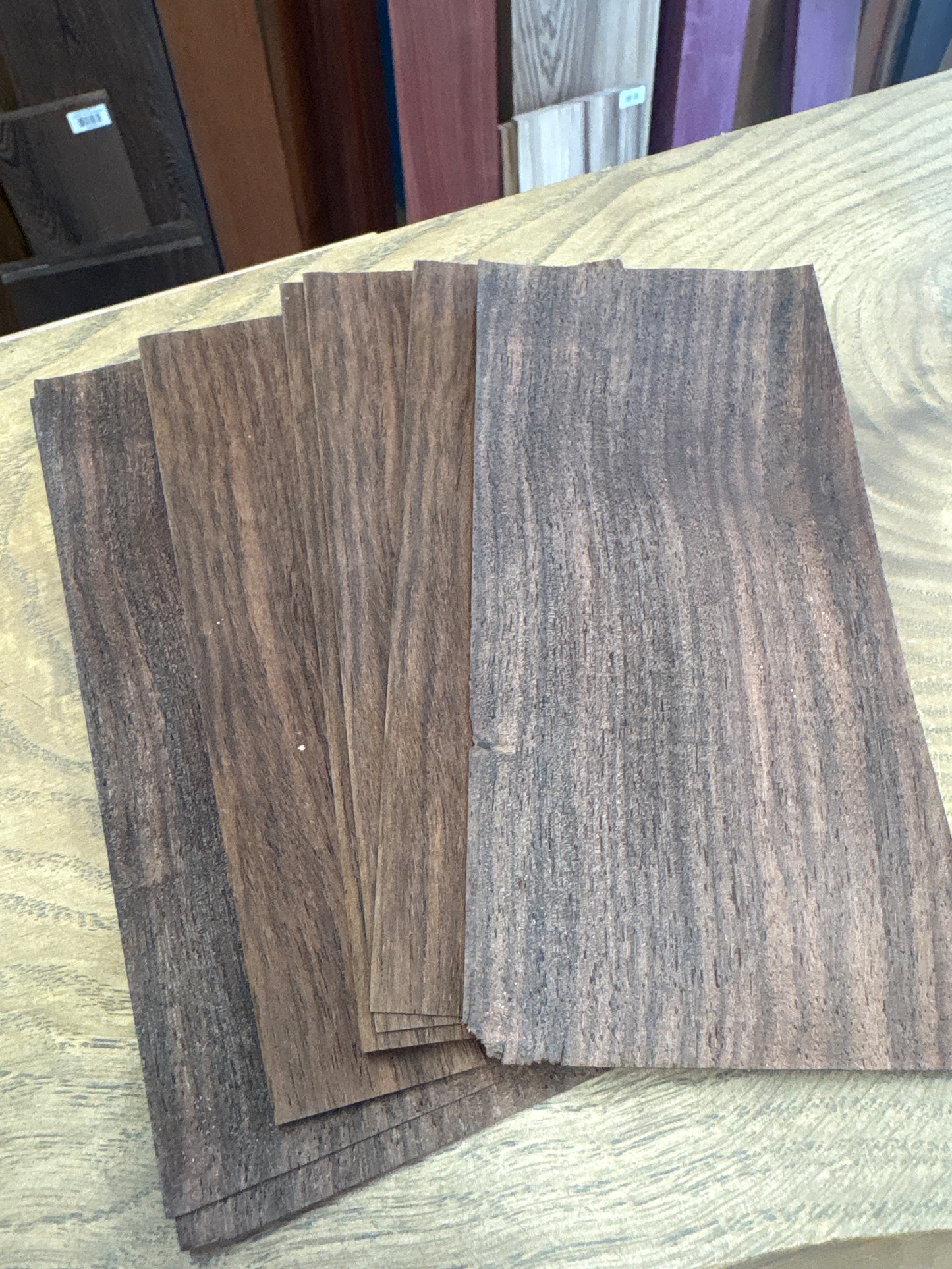 Indian Rosewood Veneer – approx 200 x 90 x 0.6mm