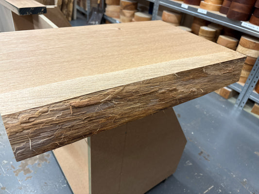 European Oak Chopping Board Blank CBB01 — 560x350x73mm (Live Edge)