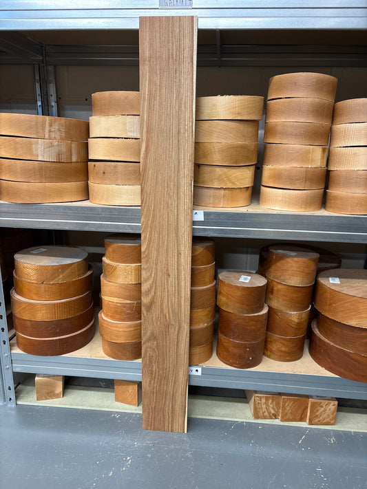 Kiaat K11 — 1035x125x17mm Planed Faces