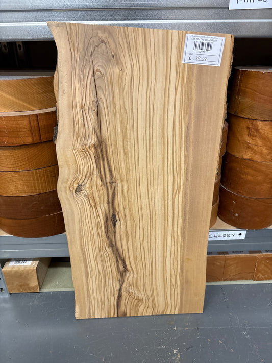 Olive Wood OW05 — 560x280x21mm